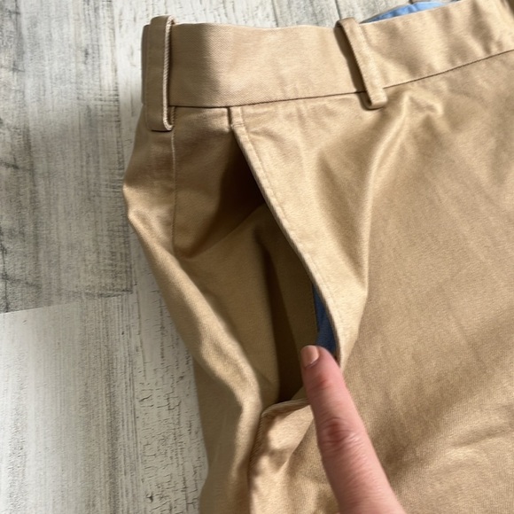 Brooks Brothers Khaki Shorts Size 40 NWT - Picture 9 of 10